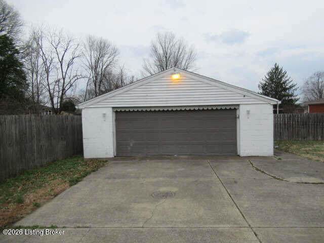 https://bt-photos.global.ssl.fastly.net/louisville/orig_boomver_1_1709720-2.jpg