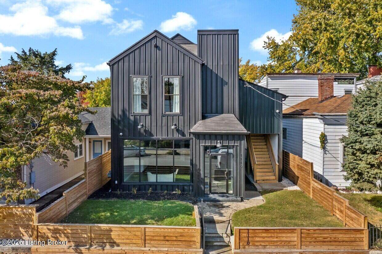 1110 Logan St - Photo 1