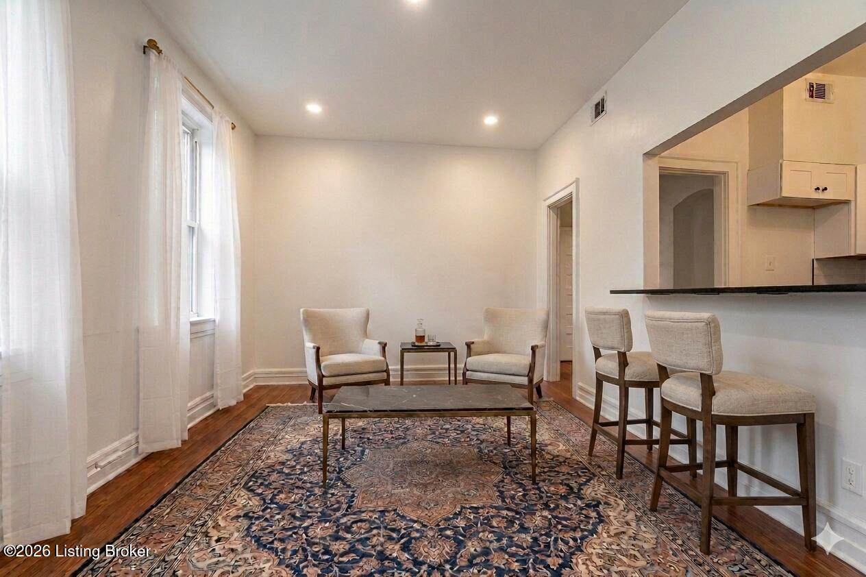 409 Gaulbert Ave - Photo 1