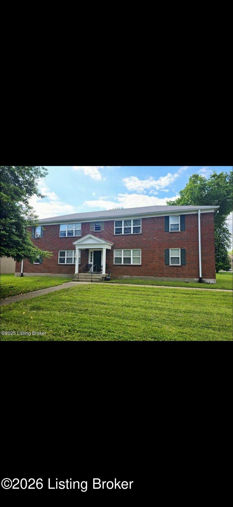 4225 Norbourne Blvd - Photo 1