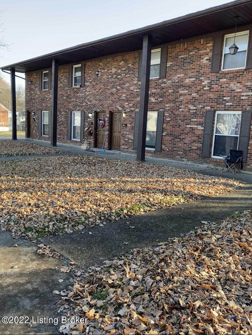 118 Ashland Ave - Photo 1