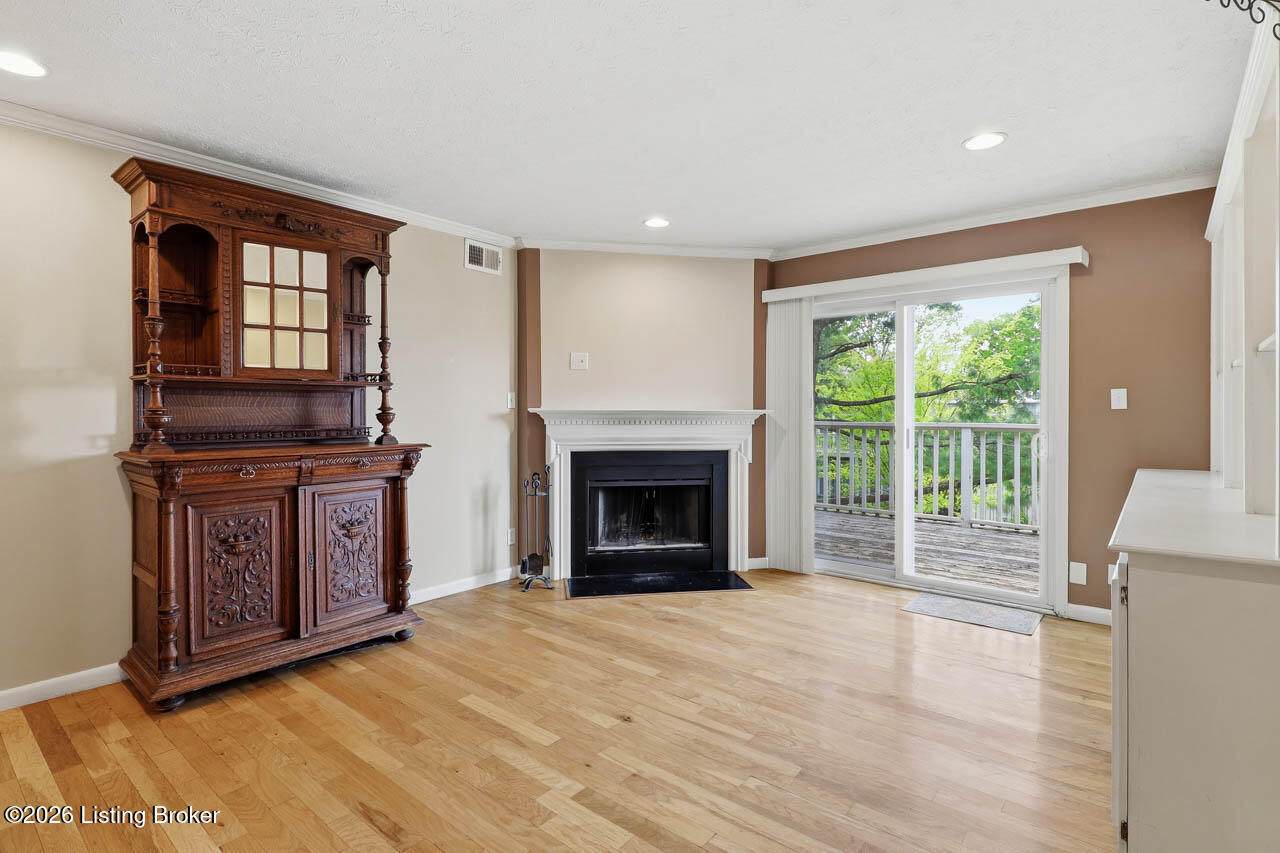 1935 Gardiner Ln - Photo 1