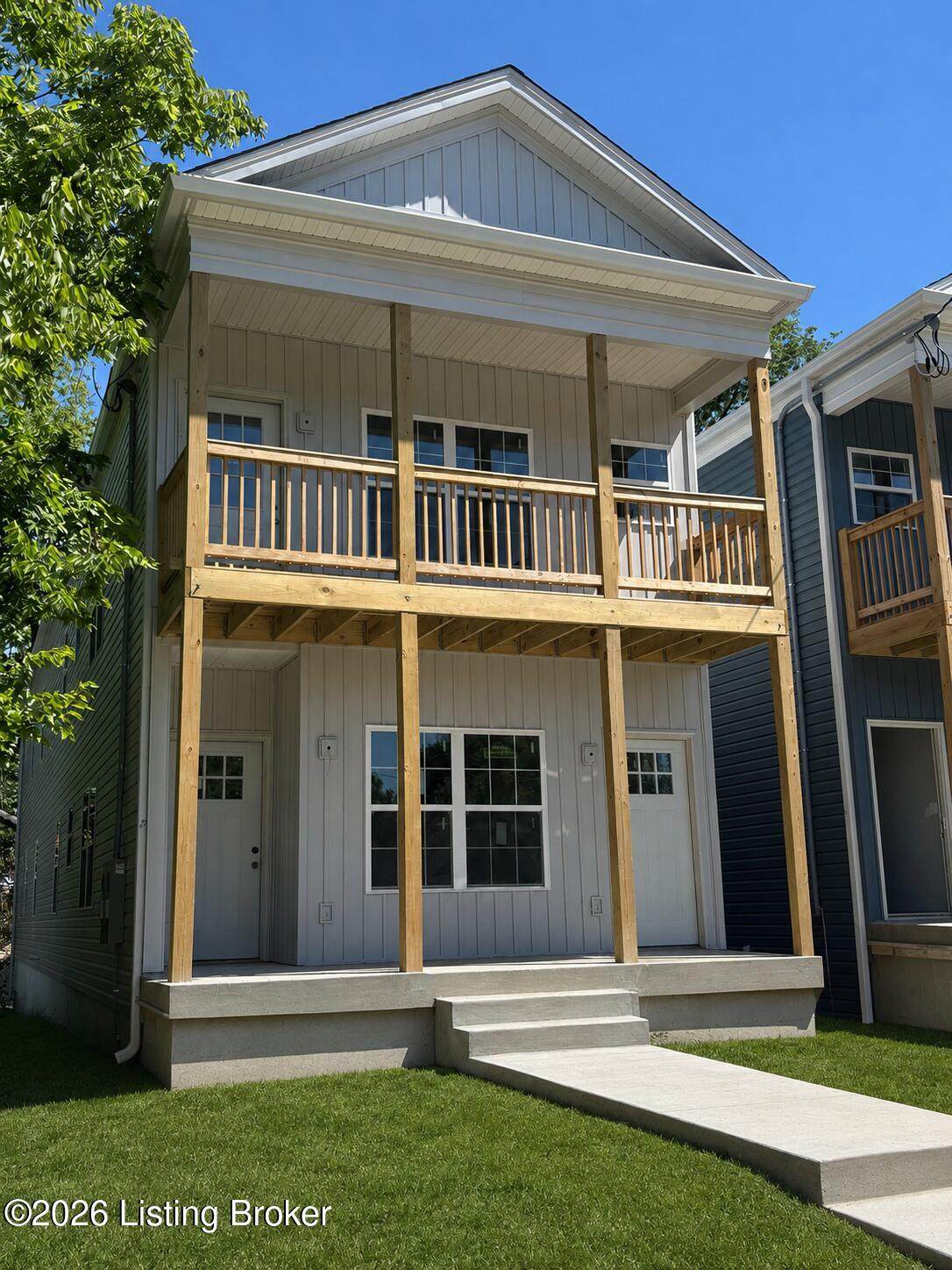 601 Hill St - Photo 1