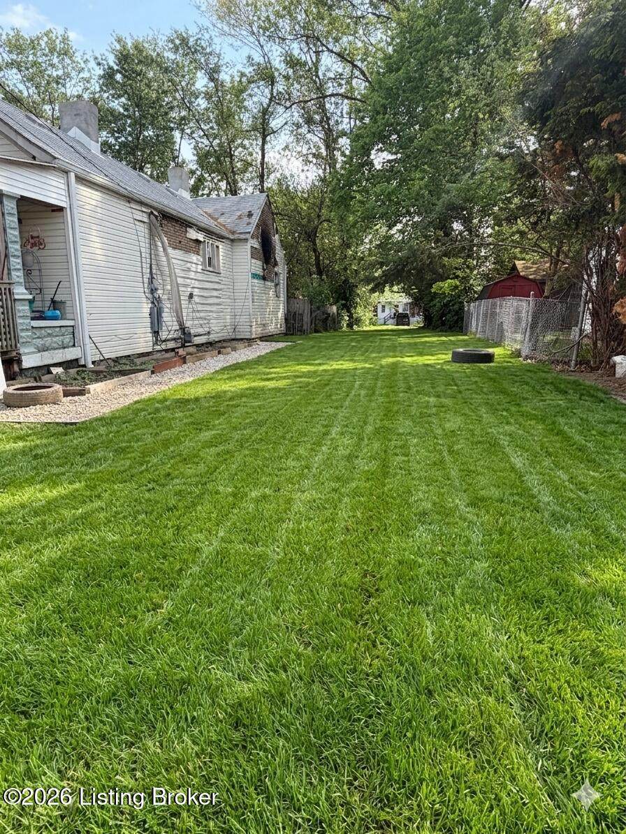 3512 Main St - Photo 1