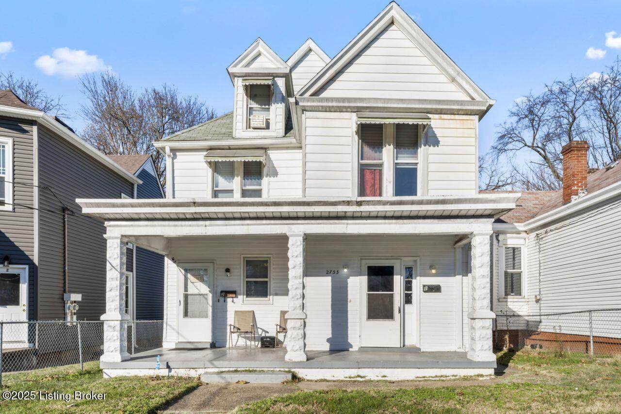 2733 Dumesnil St - Photo 1
