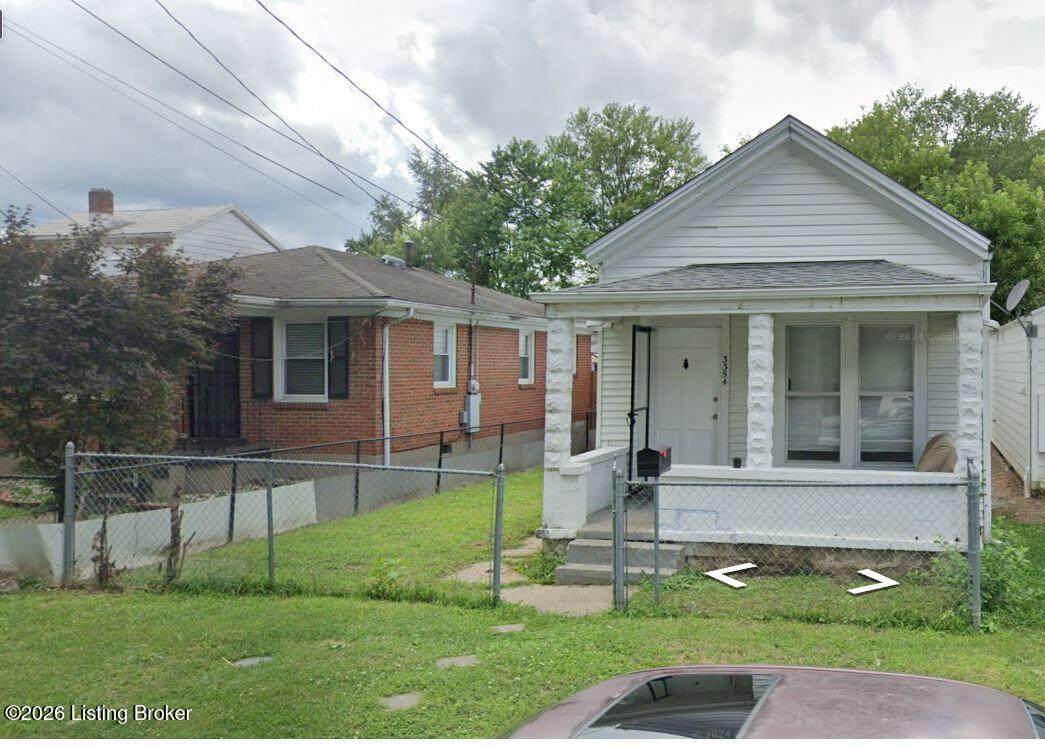 3354 Peachtree Ave - Photo 1