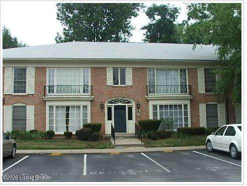 406 Highwood Dr - Photo 1