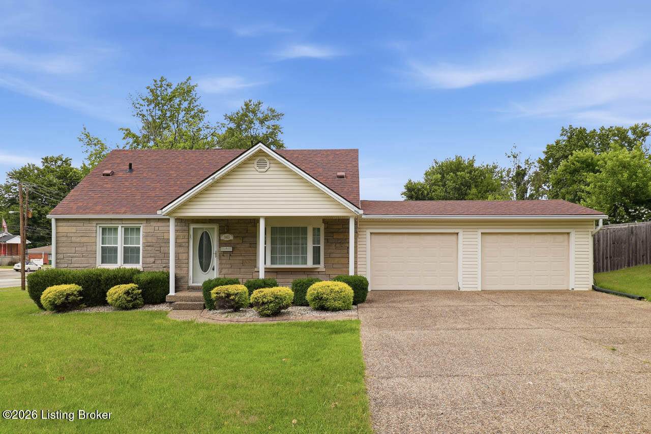 1603 Iroquois Pkwy - Photo 1