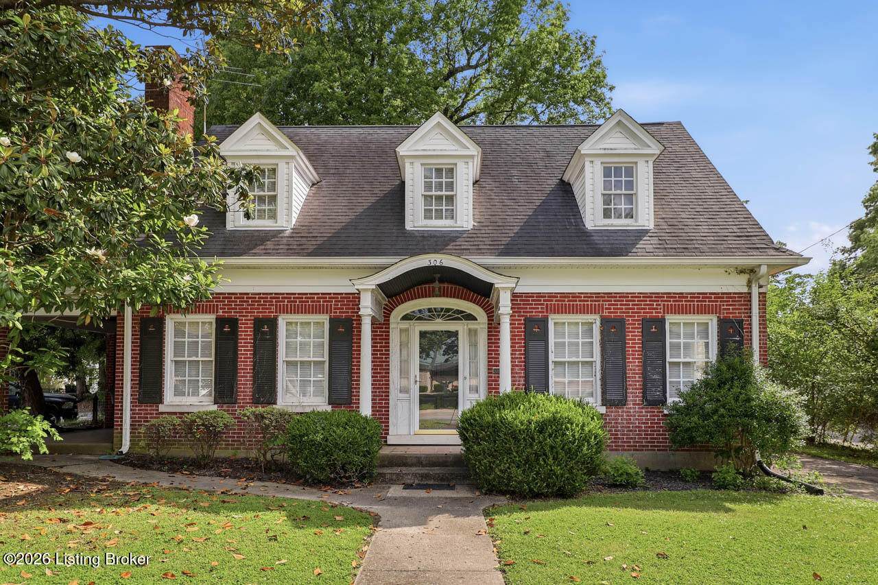 306 Dixie Ave - Photo 1