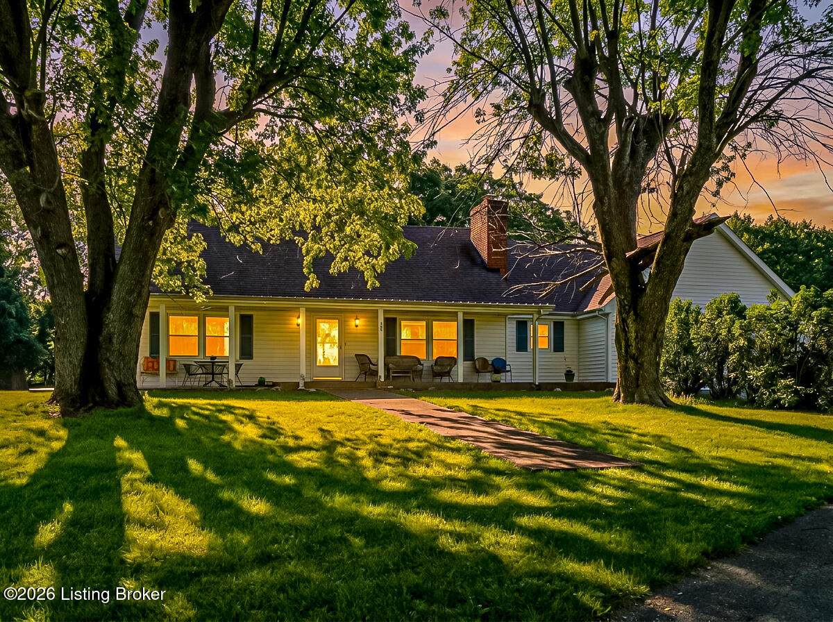 904 Waddy Rd - Photo 1