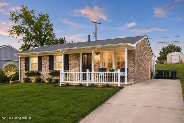 2720 Tregaron Ave - Photo 1