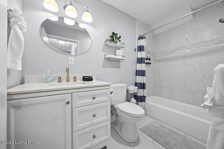 https://bt-photos.global.ssl.fastly.net/louisville/orig_boomver_1_1721338-2.jpg