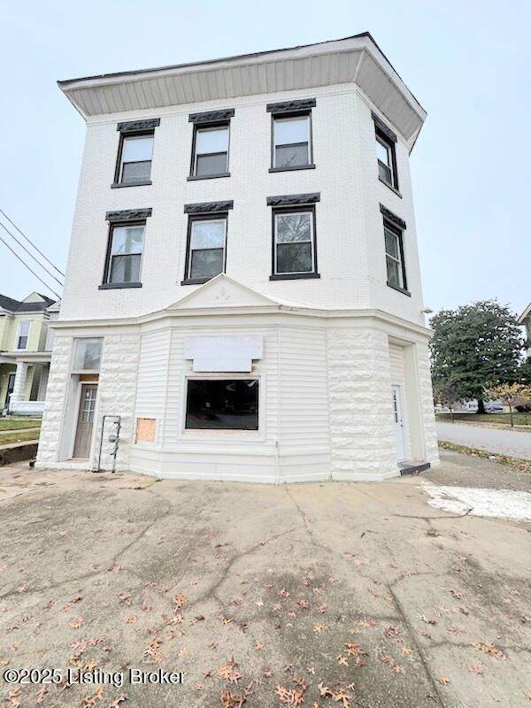 3000 3rd St - Photo 1