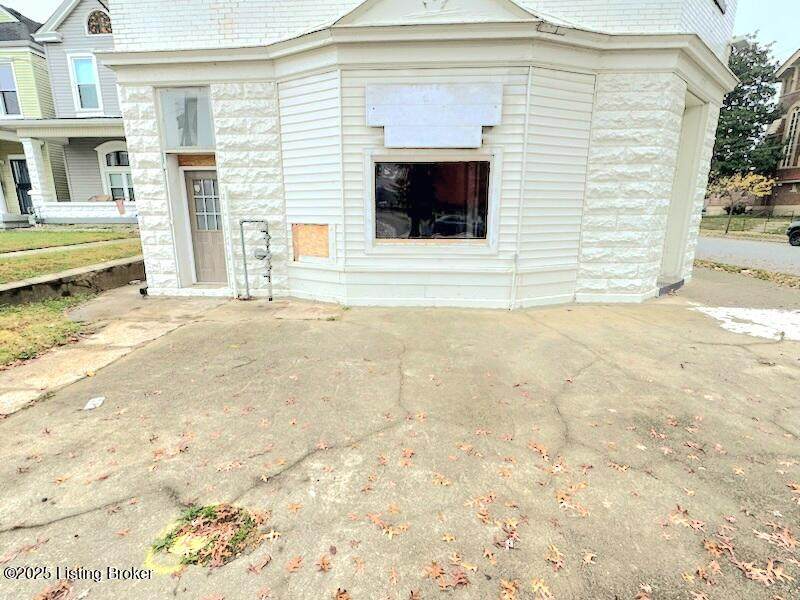 https://bt-photos.global.ssl.fastly.net/louisville/orig_boomver_1_1727272-2.jpg