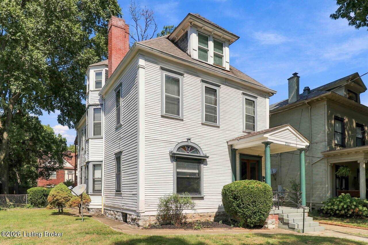 https://bt-photos.global.ssl.fastly.net/louisville/orig_boomver_1_1729401-2.jpg
