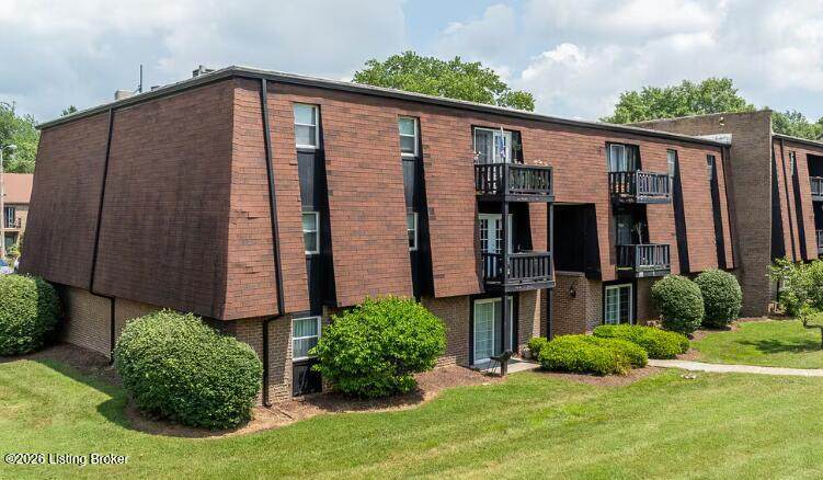 3505 Lodge Ln - Photo 1