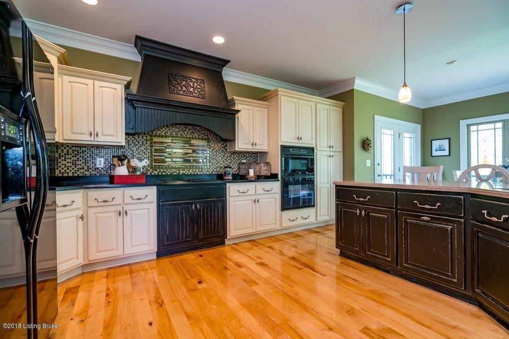 10030 Harrods Creek Dr - Photo 1
