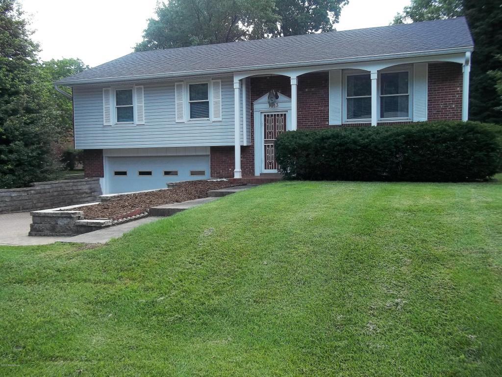 1013 King Arthur Ln - Photo 1