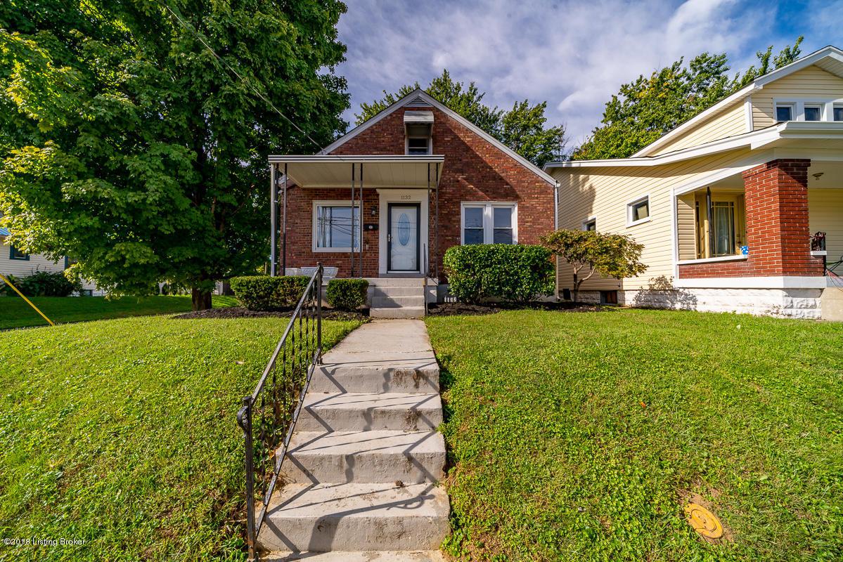 1132 Schiller Ave - Photo 1