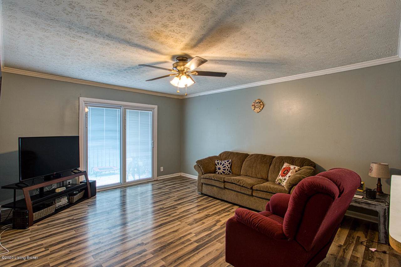 1935 Gardiner Ln - Photo 1