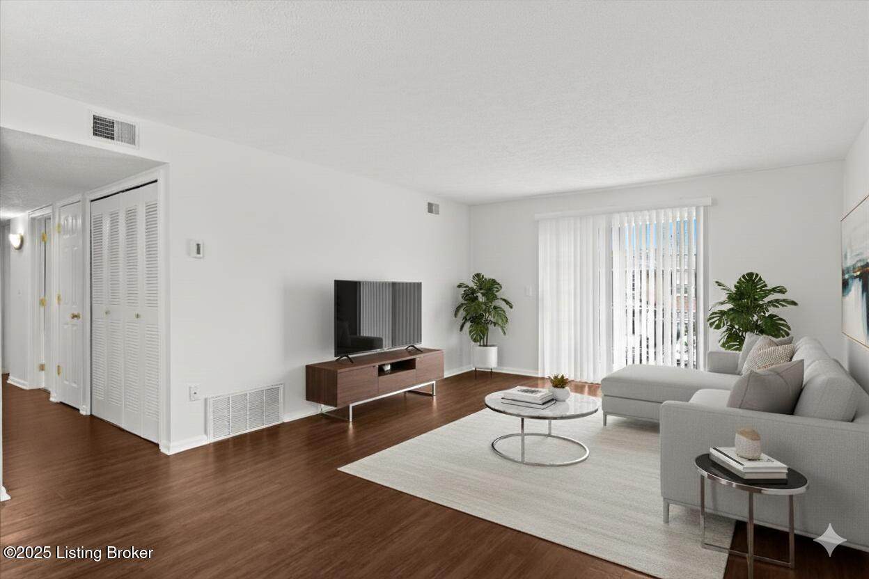 4828 Westmar Terrace - Photo 1