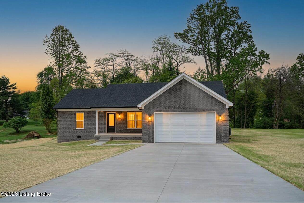 1468 Tucker Dr - Photo 1