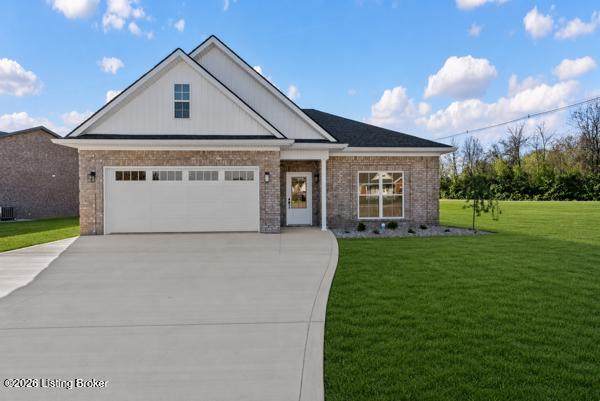 103 Freeman Ave - Photo 1