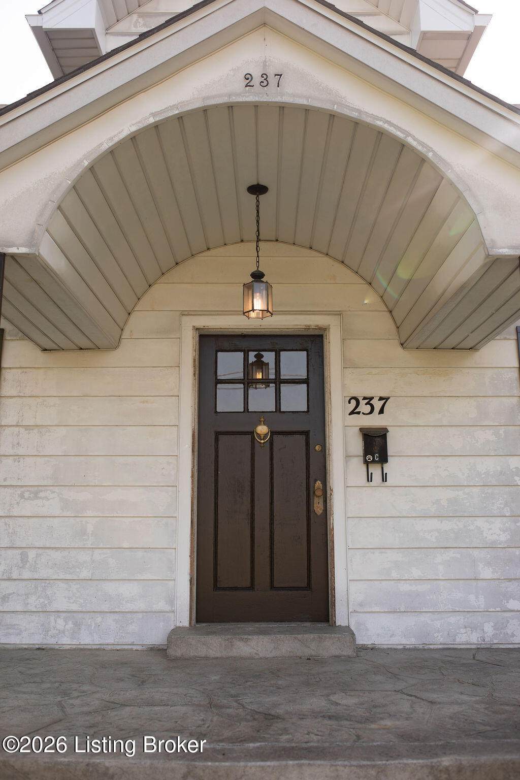 https://bt-photos.global.ssl.fastly.net/louisville/orig_boomver_2_1721983-2.jpg