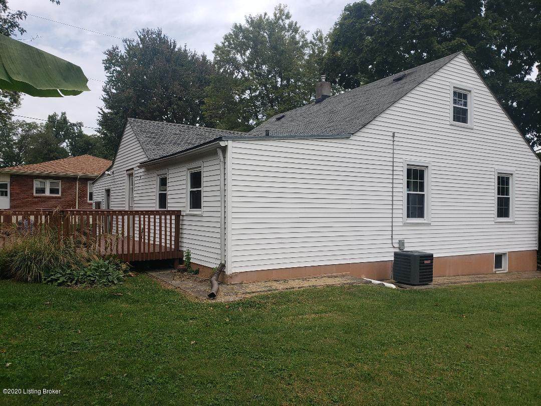 5572 Bruce Ave - Photo 1