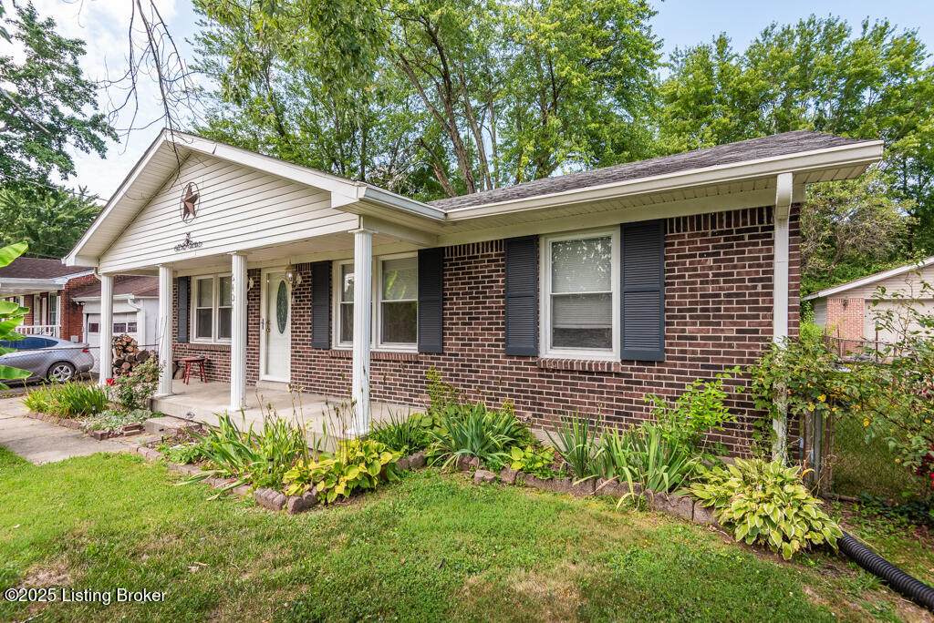 6404 Terry Rd - Photo 1