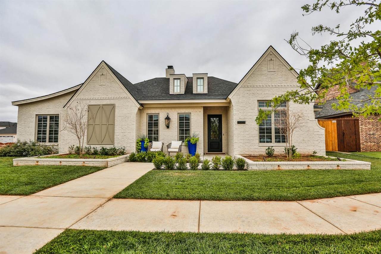 6403 90th Street - Photo 1