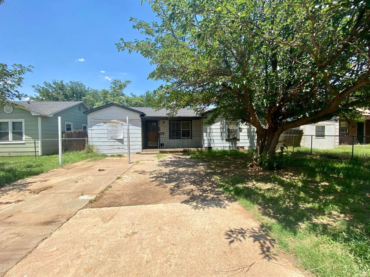 3208 2nd Street - Photo 1