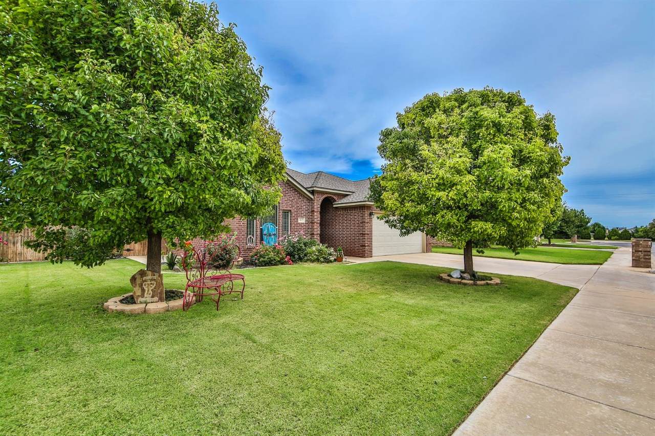 407 Mcmillen Avenue - Photo 1