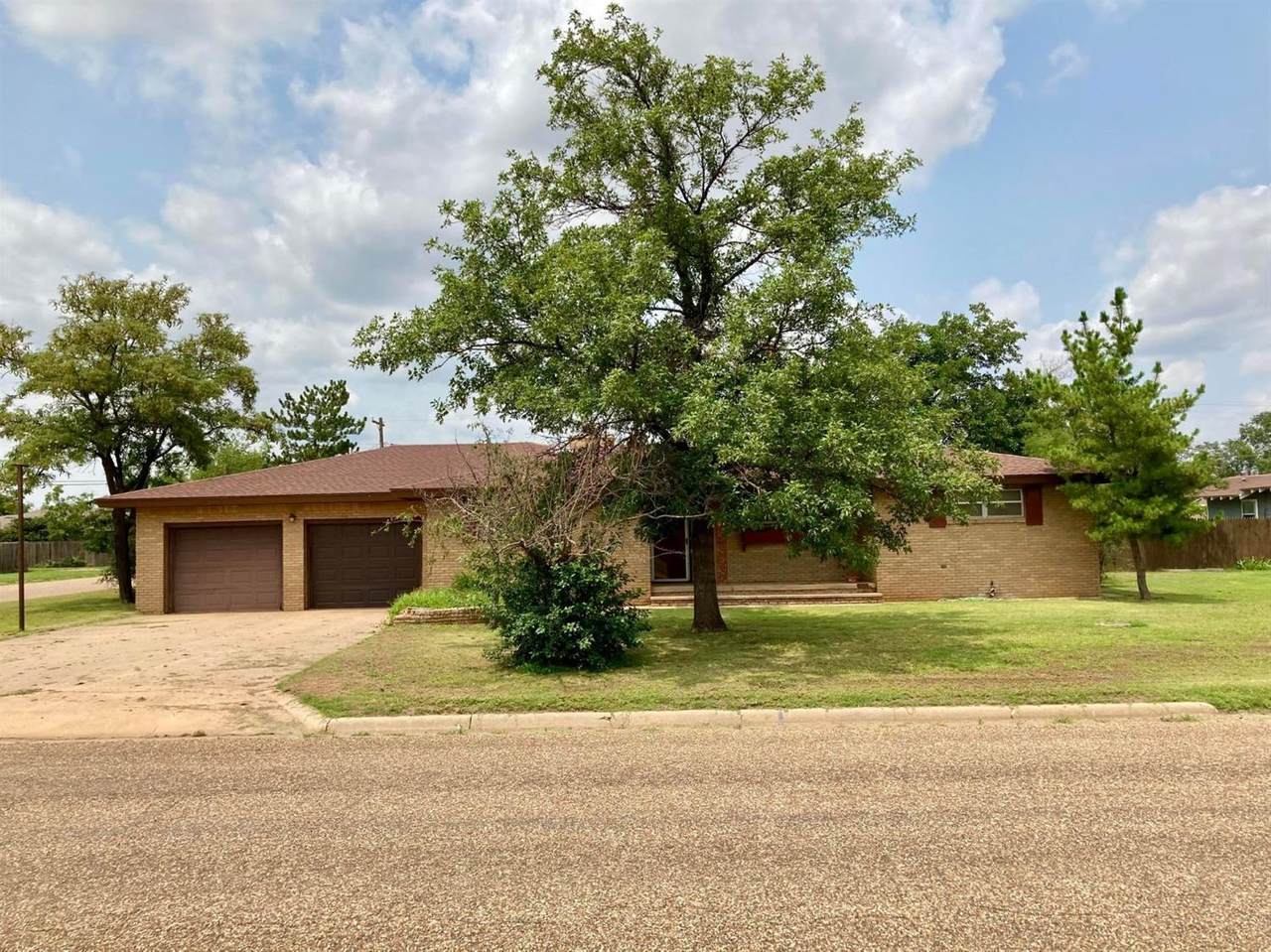 316 10th Street - Photo 1