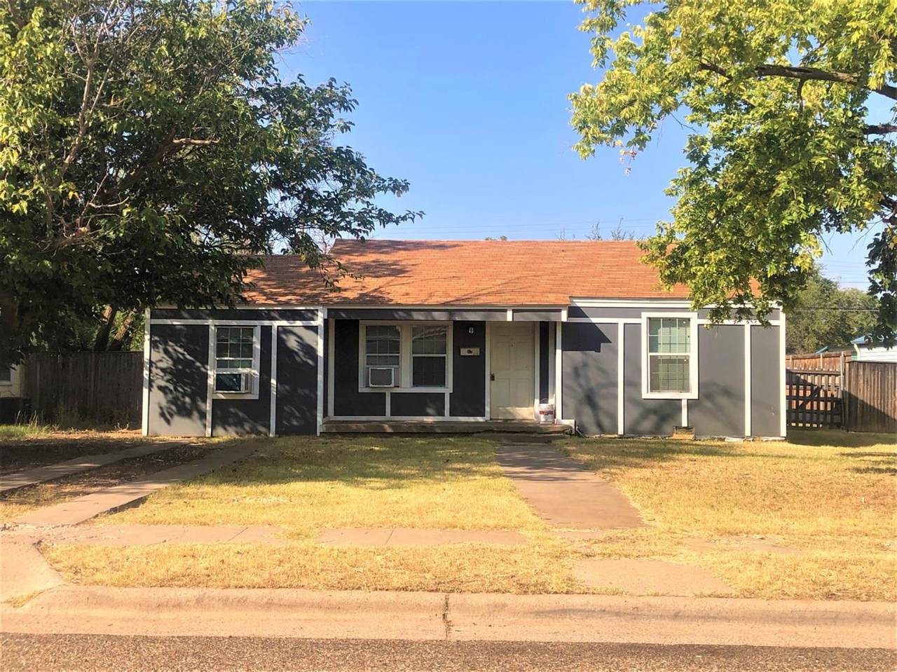 2616 41st Street - Photo 1