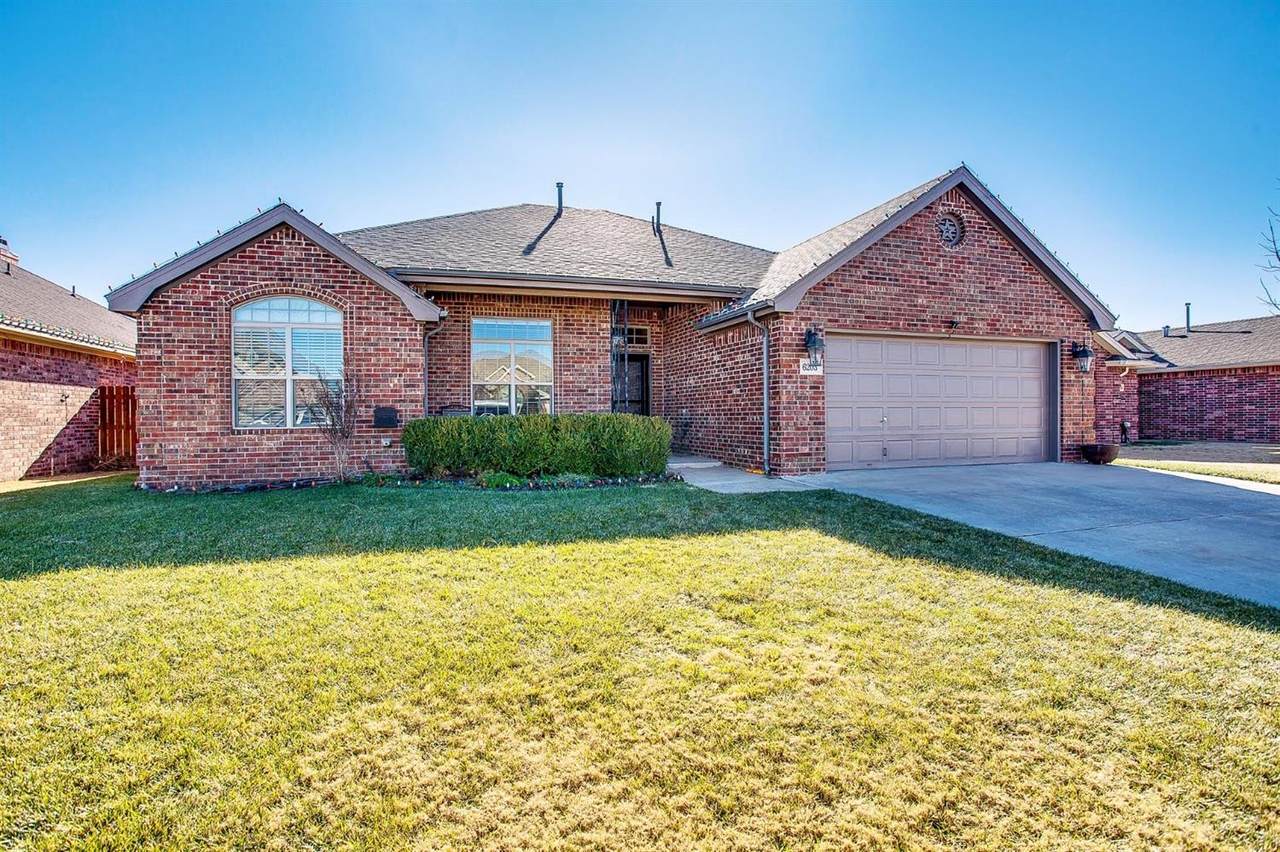 6203 100th Street - Photo 1