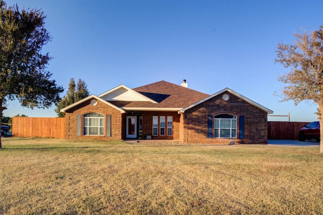 5402 County Road 7340 - Photo 1