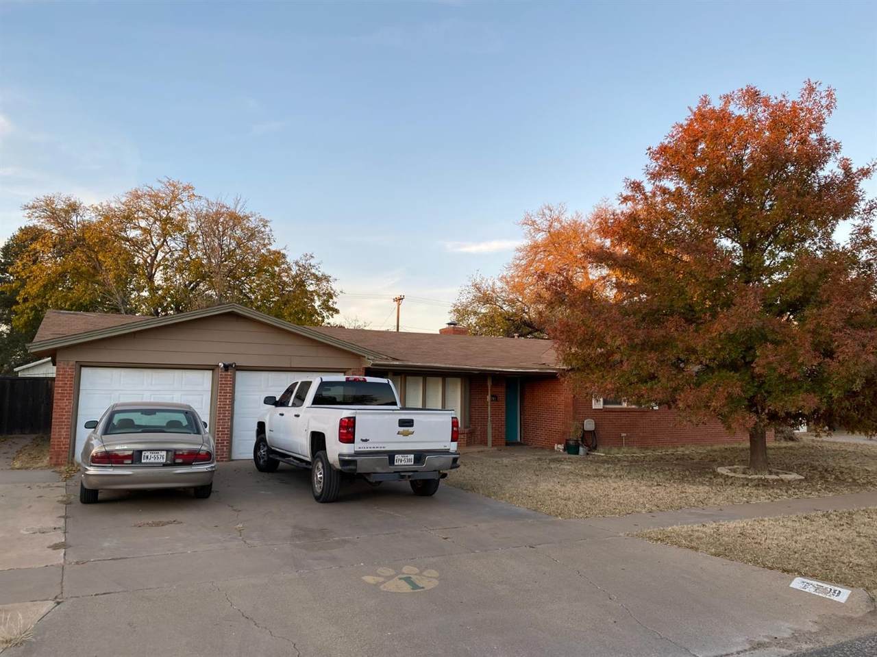 709 7th Street - Photo 1