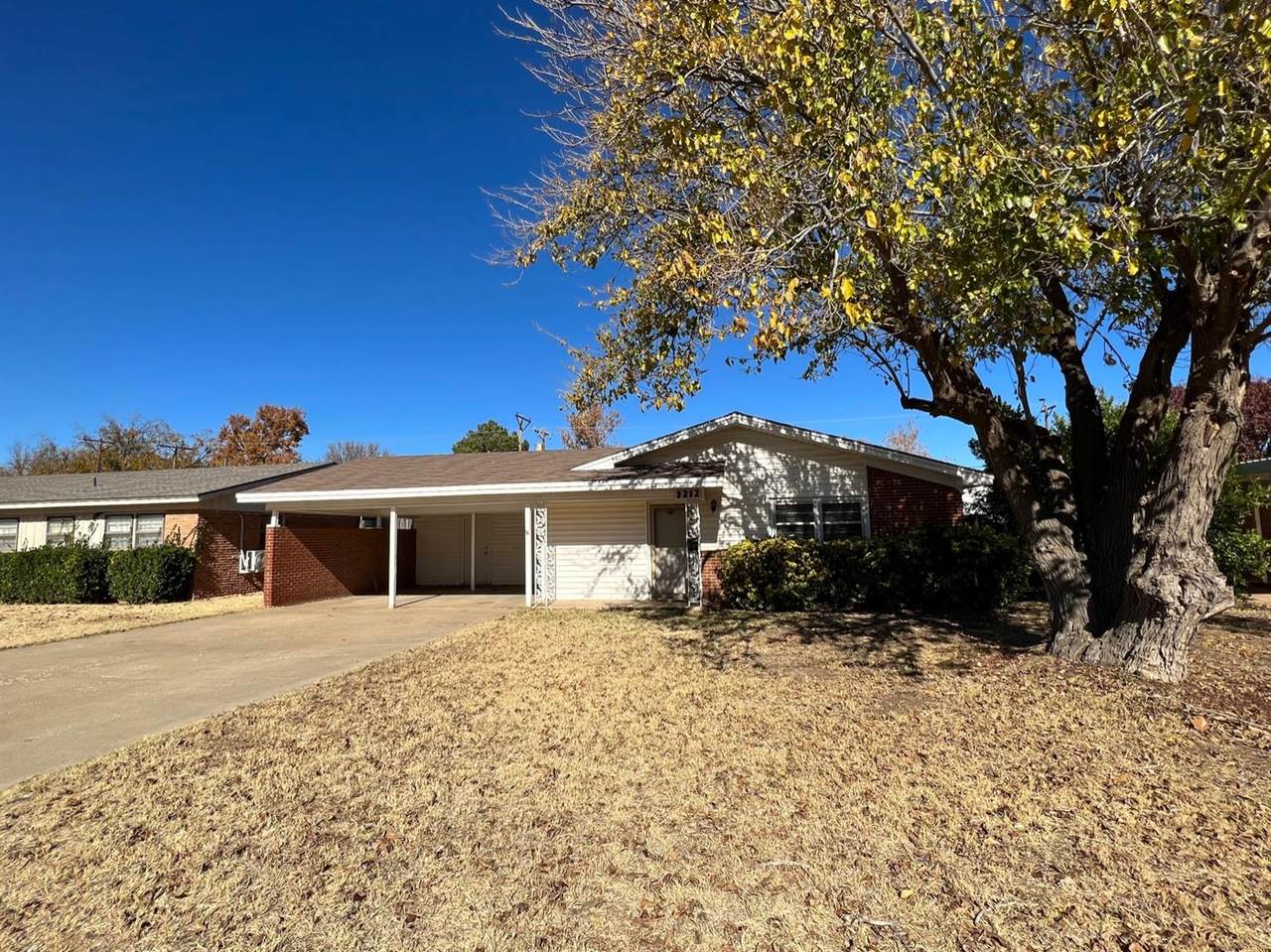 3212 47th Street - Photo 1