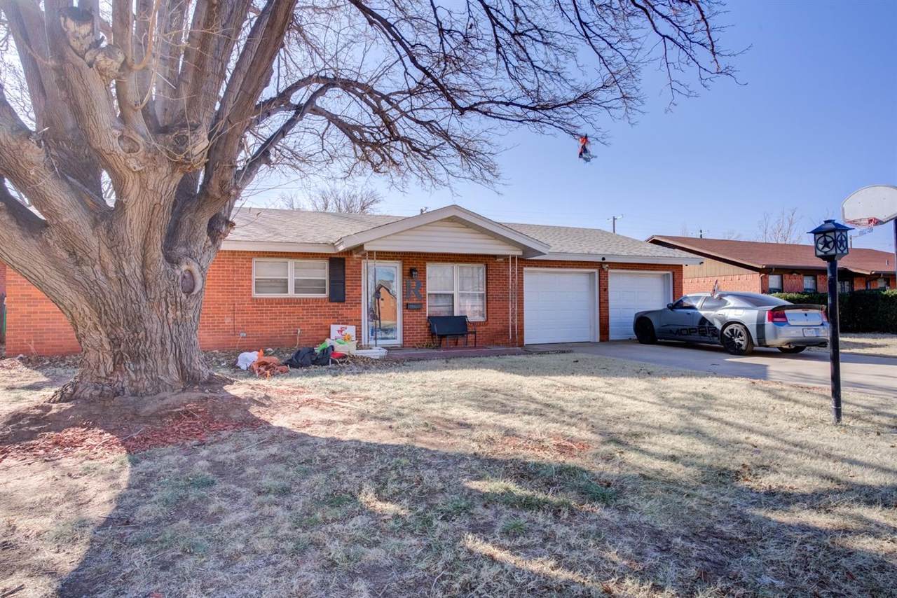 4413 52nd Street - Photo 1