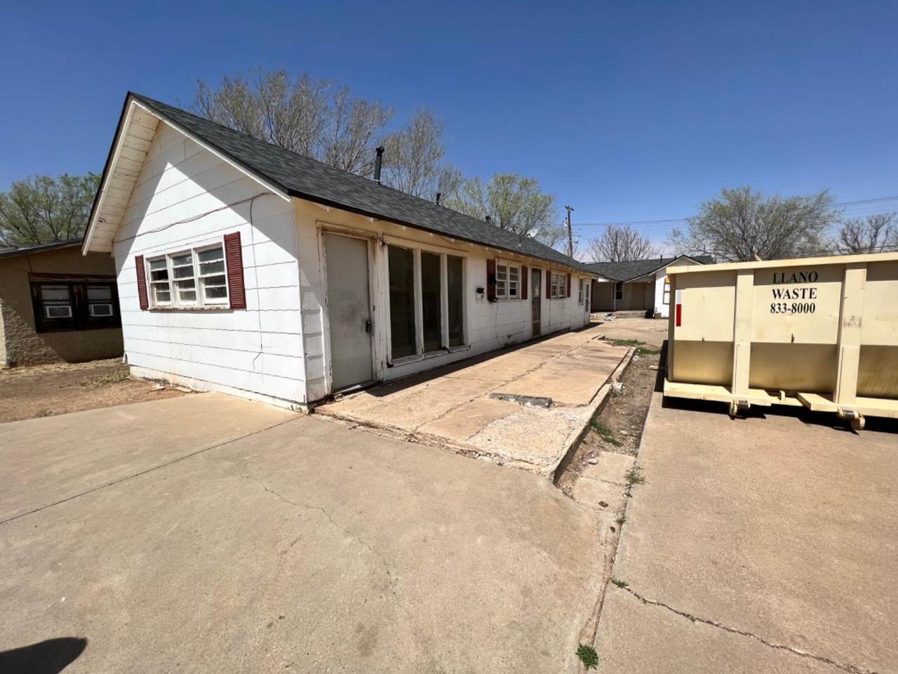 2114 21st Street - Photo 1