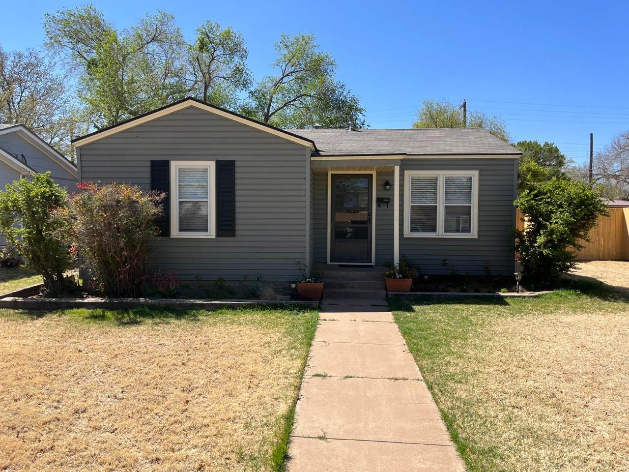 3107 37th Street - Photo 1