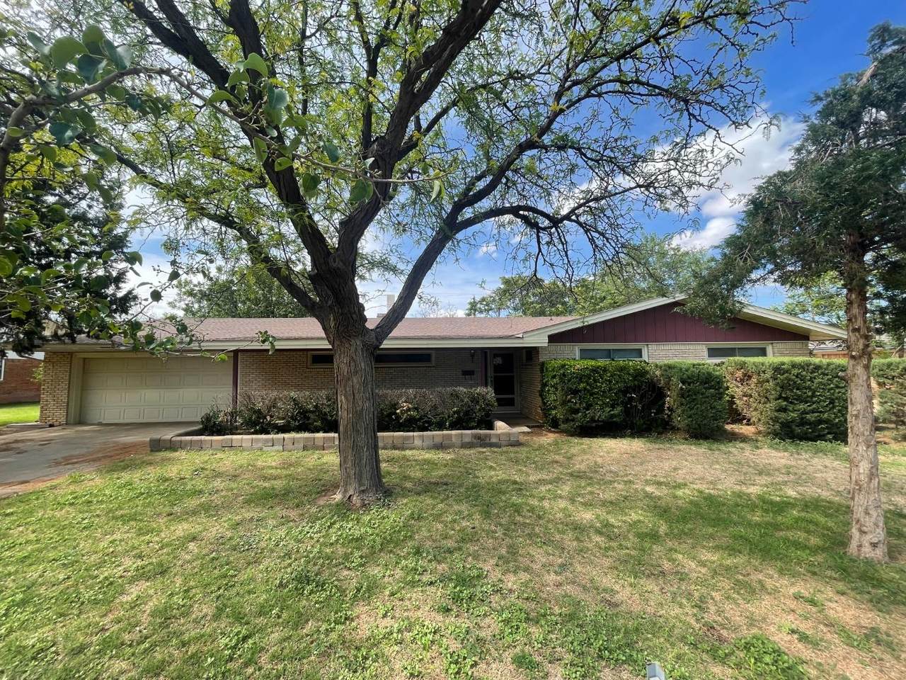 5226 17th Street - Photo 1