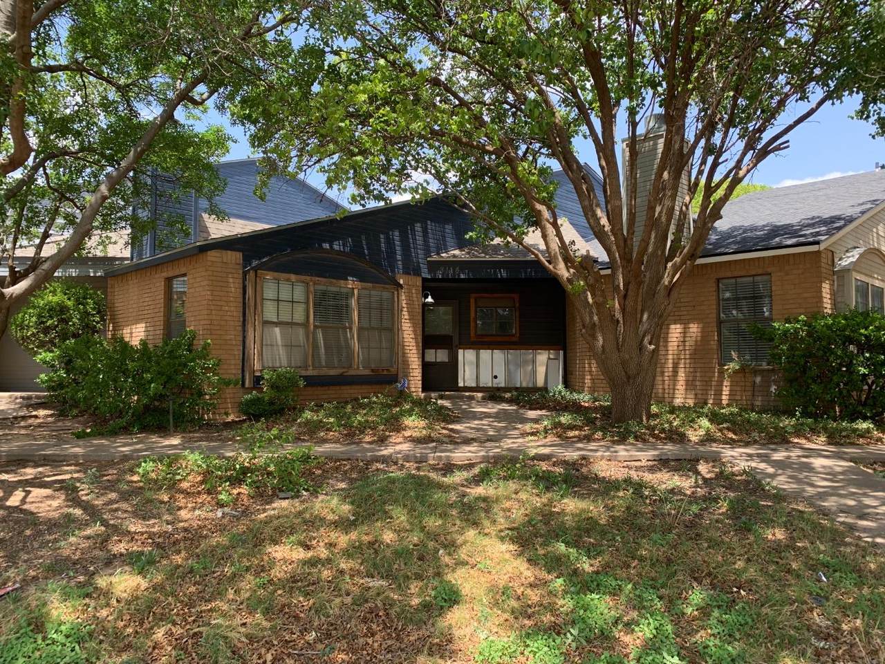 3114 74th Street - Photo 1