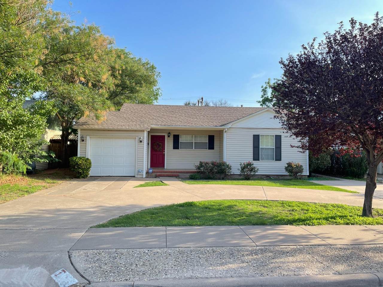 2706 27th Street - Photo 1