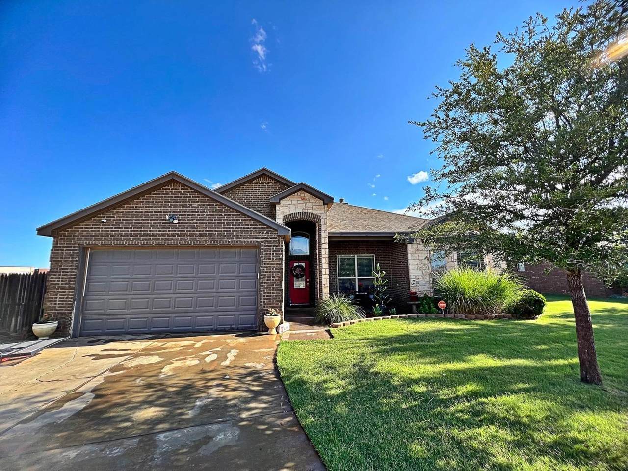 302 4th Street - Photo 1