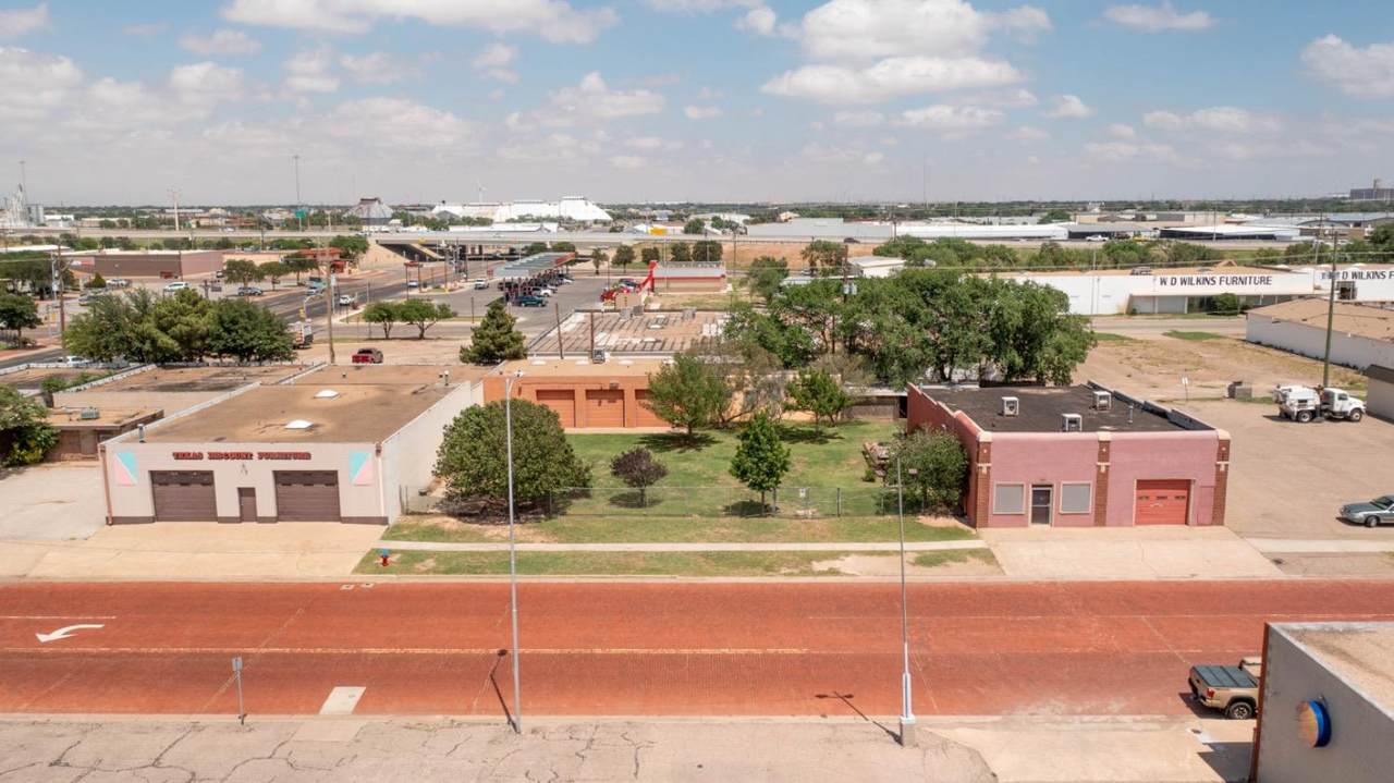 1919 Buddy Holly Avenue - Photo 1