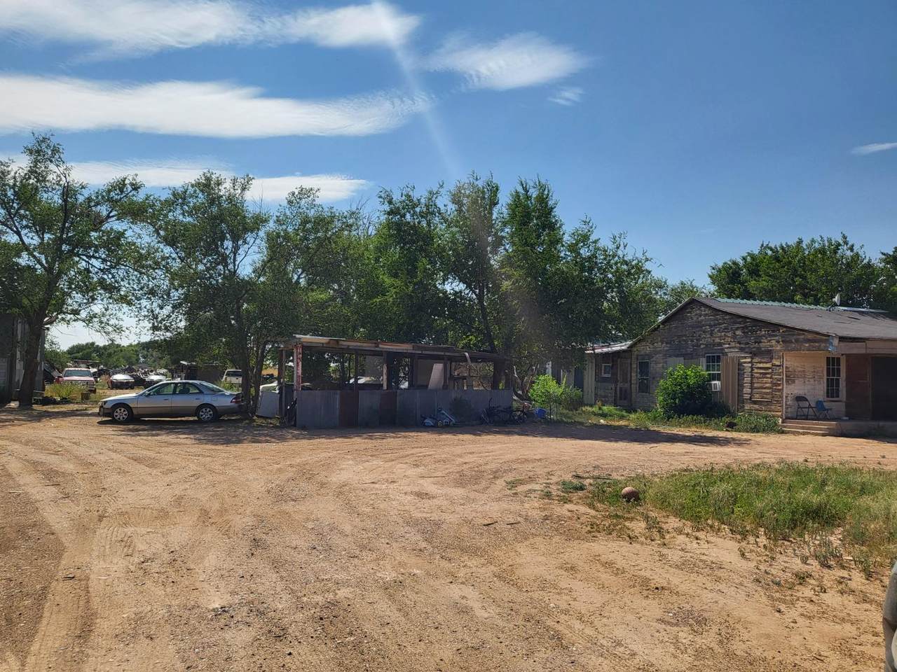 2001 Fm 1729 - Photo 1