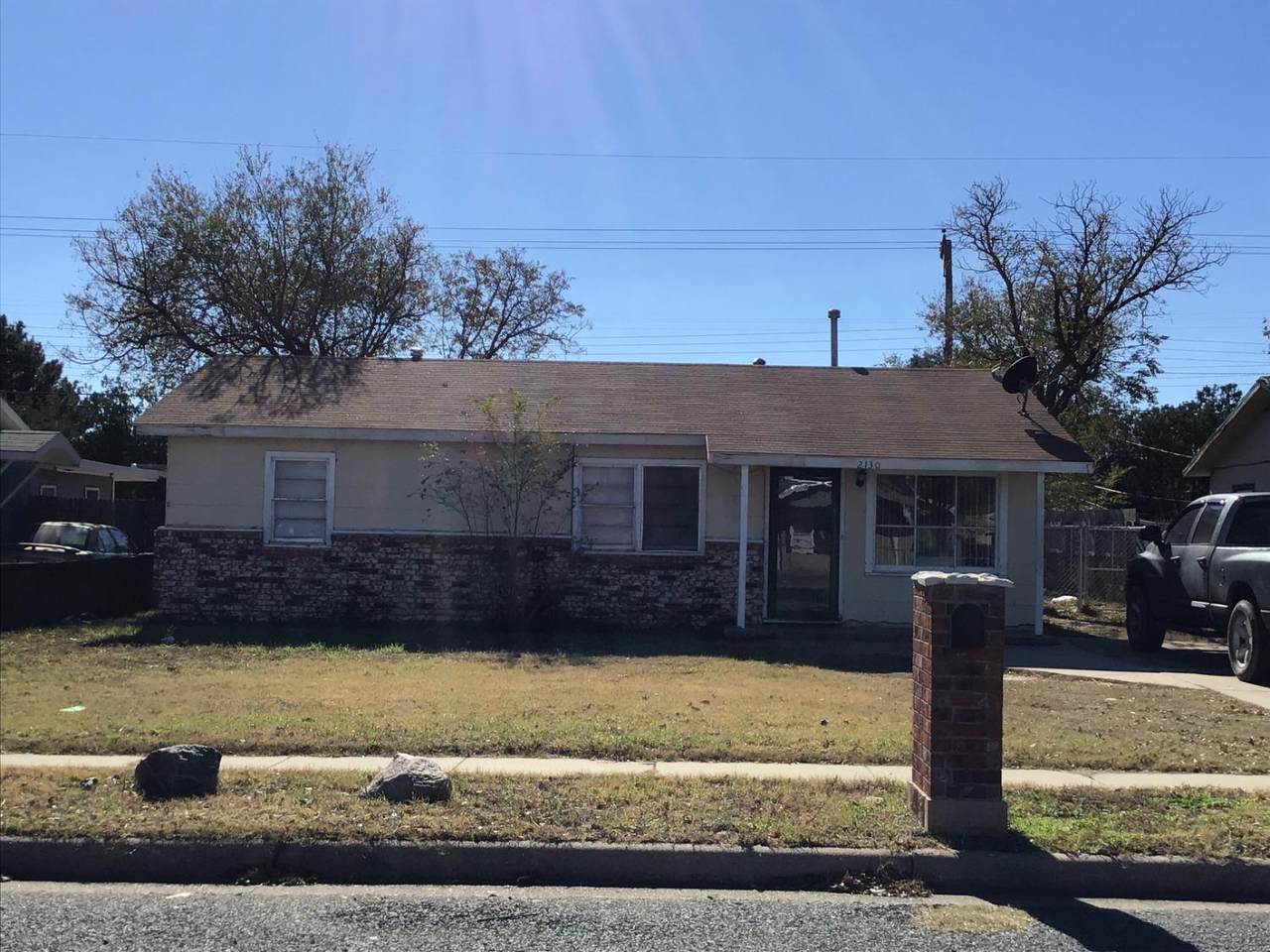 2130 30th Street - Photo 1