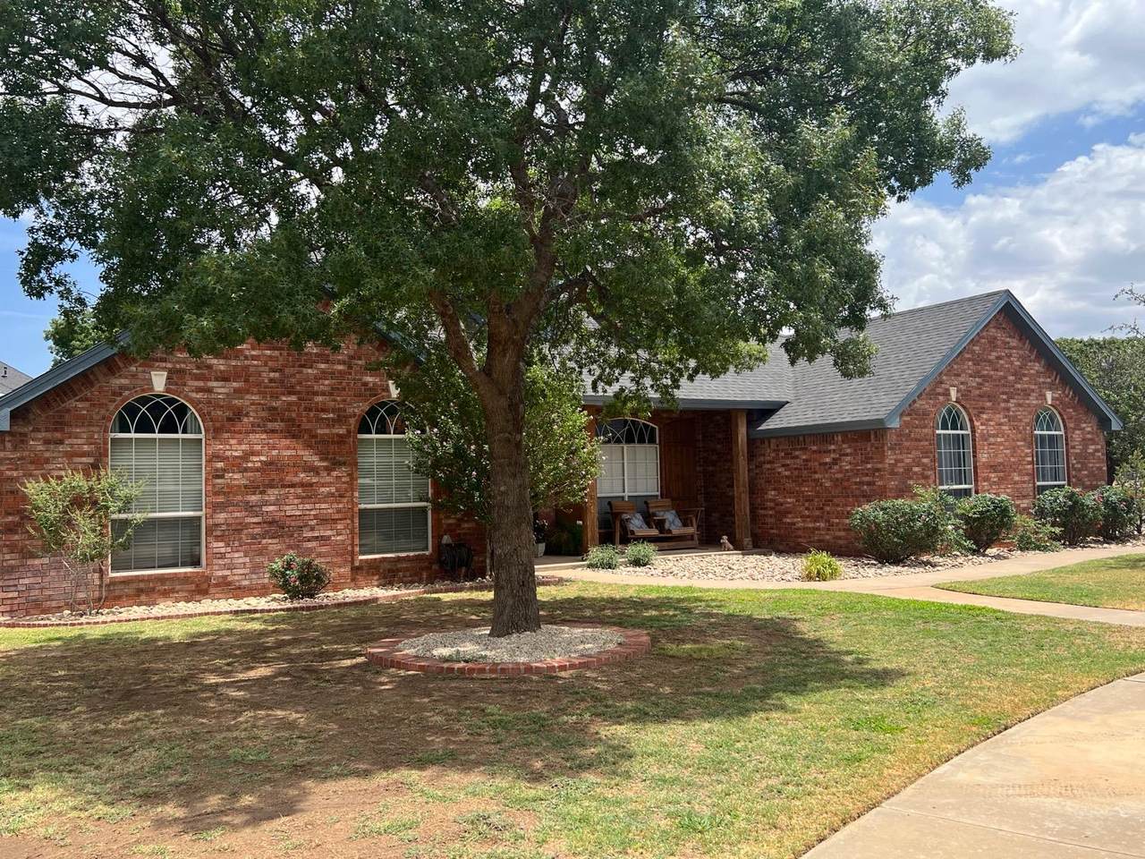8408 County Road 6910 - Photo 1